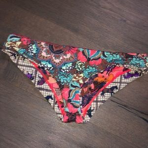 Maaji bikini bottoms REVERSIBLE